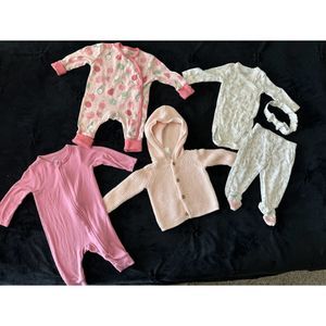 baby girl 0-3 MONTHS outfits bundle